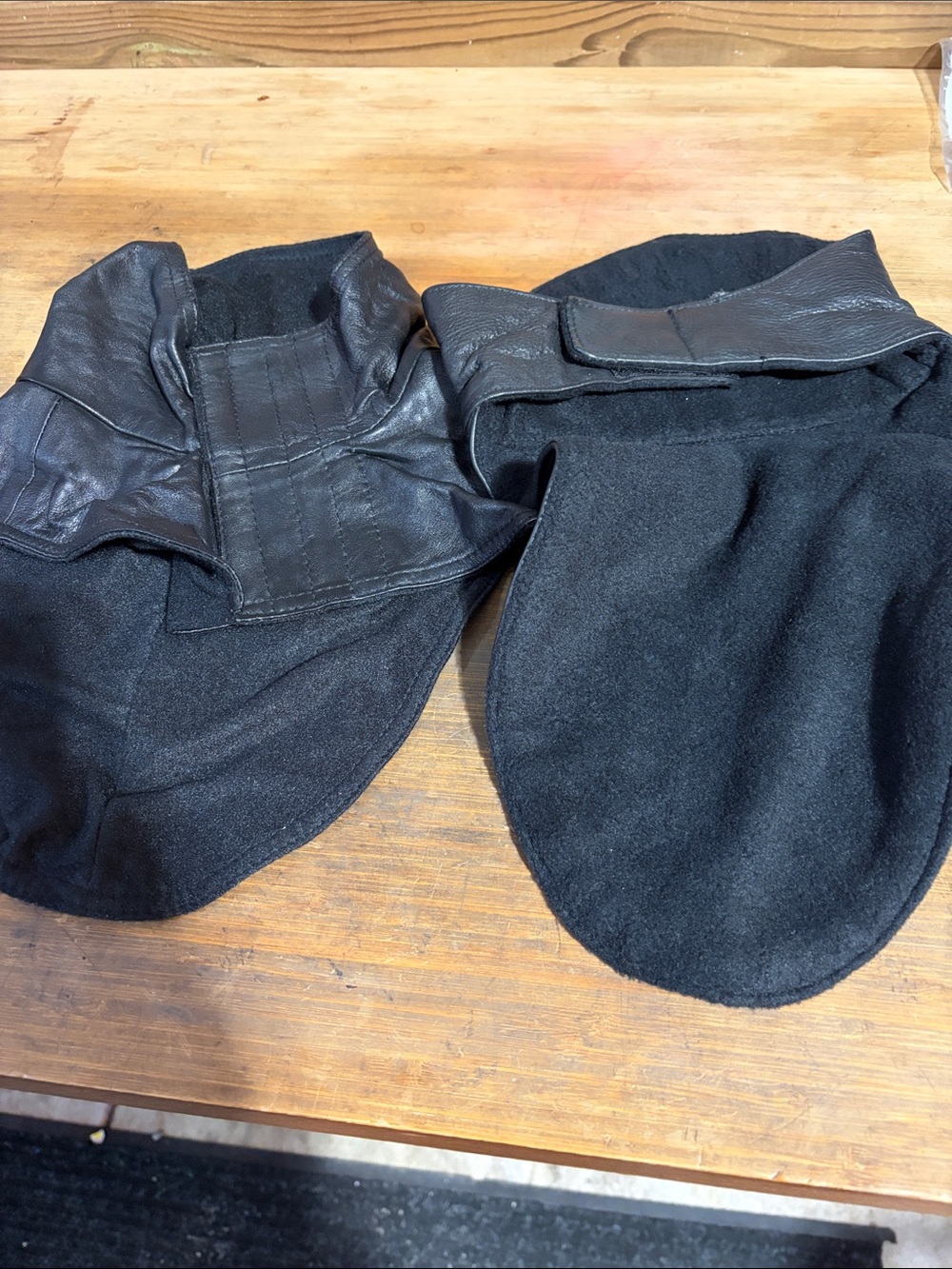 Men’s Black Leather-Trim Ear-Flap Scarf Hat